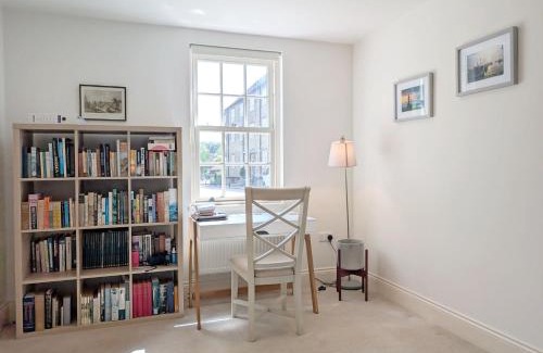 Easebourne House | Budgenor Lodge - Midhurst