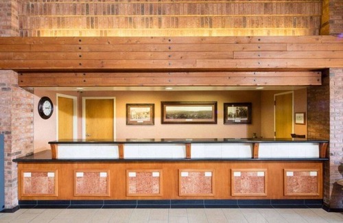 St. George House | Budget-Friendly Stay in Utah! Free Parking, Free Breakfast, Near Hansen Stadium
