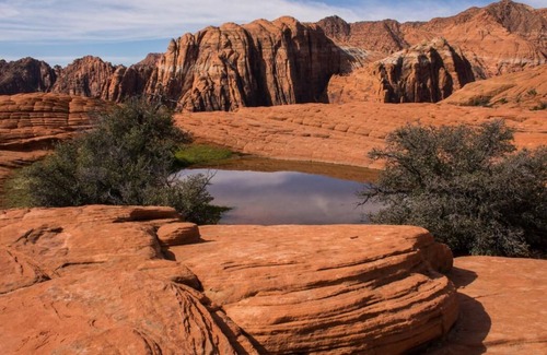 St. George House | Budget-Friendly Stay in Utah! Free Parking, Free Breakfast, Near Hansen Stadium