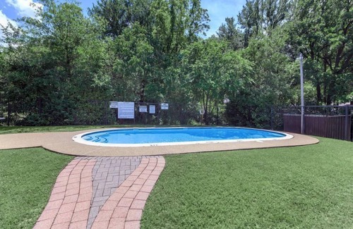 Southridge Apartment | Budget-Friendly21Bd Apartment I Free Parking