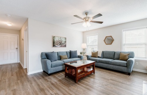 Parker House | Budget home for large families in West GVL
