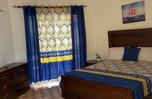 Cabarete Hotel | Budget private rooms with ensuite bathroom in Palms Lounge Cabarete