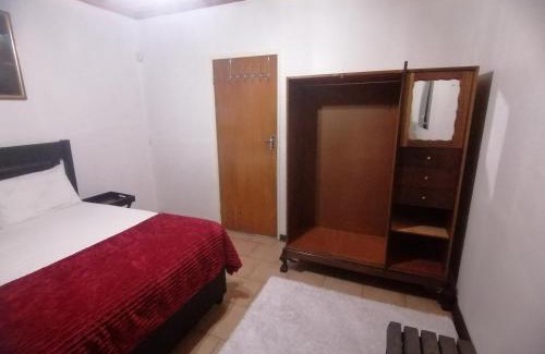Pietermaritzburg House | Budget Room