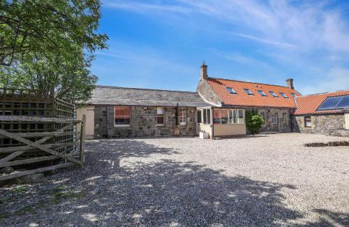 Bamburgh House | Budle Newton - North East Escapes
