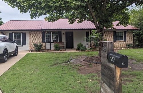 Cache House | Buffalo House close to Ft Sill & Wildlife refuge