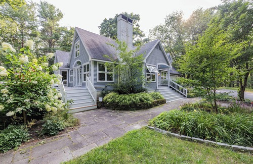 Kennebunk House | Bufflehead Hideaway - Stroll to Shops and Dining