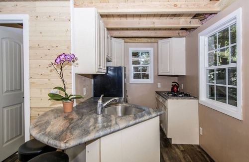 Arrowhead Villas House | Bugsy’s Inside Out Hideaway|Private|Nature