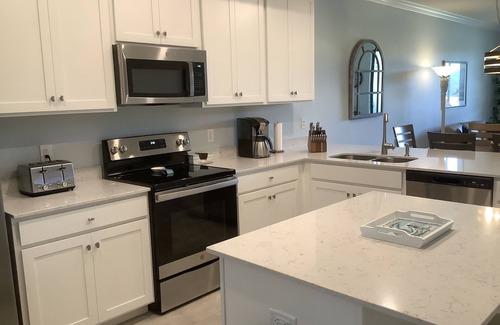 Lakewood Ranch Condo | Building in Lakewood Ranch? Need a temporary place to stay?