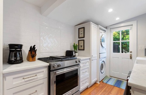 Radcliffeborough House | Built in 1840 - Stunning Renovation | The Elliott