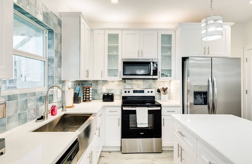 Terramar Beach House | Built in 2023! Dog Friendly, Bay Views, 2 Decks - Treat Yourself!