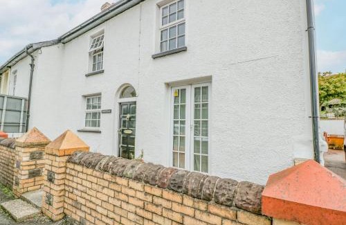 Gilwern House | Builth House
