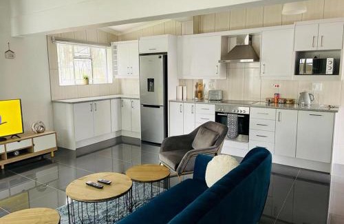 Bulawayo House | Bulawayo Bradfield Retreat - 3 Bed House