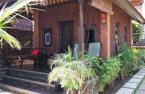 Purwakerti Resort | Bulih Beach Bungalows