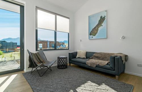 Wanaka House | Bull Ridge Escape - Wanaka Holiday Home