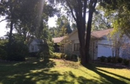 Lakeview House | BULL SHOALS, WHITE RIVER. ASK ABOUT SPECIAL LONG TERM WINTER RATES.