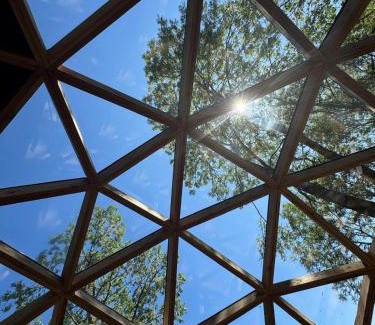 Mandailles-Saint-Julien Cabin | Bulle de printemps