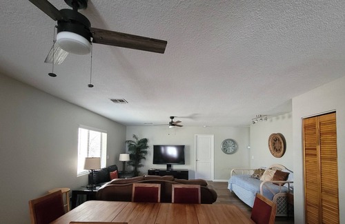 Bullhead City House | Bullhead City Colorado River Laughlin Casino Vacation Home 6-14 people