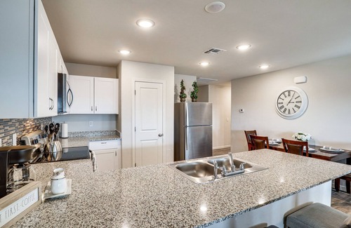 Bullhead City House | Bullhead City Home w/Mtn View, By Colorado River