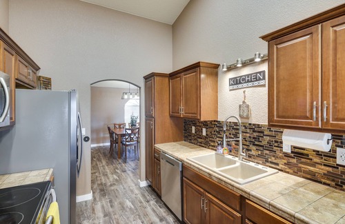 Sunridge Estates House | Bullhead City Oasis w/Fire Pit + Mtn View!