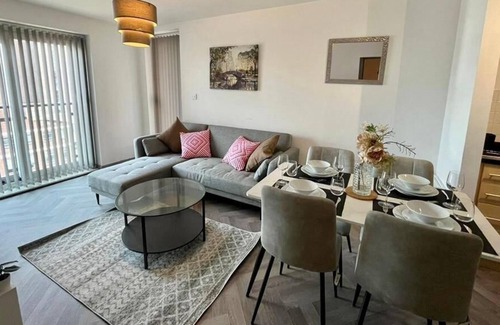 Theatreland Birmingham Apartment | Bullring City Centre Mailbox 2 Bed Apartment In West Midlands Birmingham