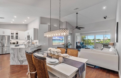 Bonita Springs House | Bundled Golf Community | 2-Bedroom Luxury Villa