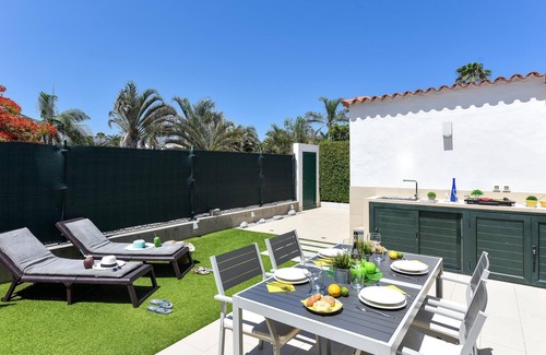 Maspalomas Cottage | Bungalow with terrace in Maspalomas DS50 by VillaGranCanaria