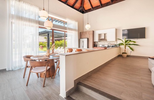 Punta Cana Villa | Bungallow w/pool/bqq at Green Village BCA