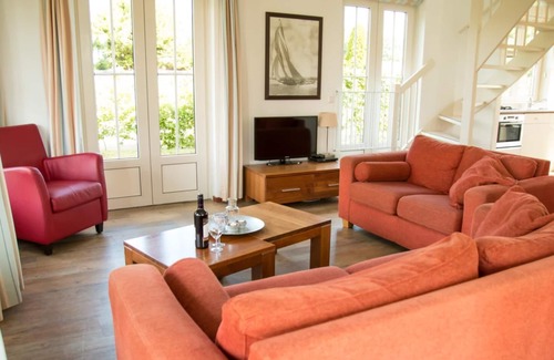 Municipality of Noordwijk Resort | Bungalow 6p - Three Bedroom Resort, Sleeps 6