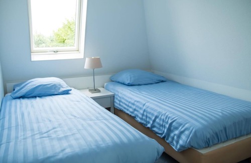 Municipality of Noordwijk Resort | Bungalow 6p - Three Bedroom Resort, Sleeps 6
