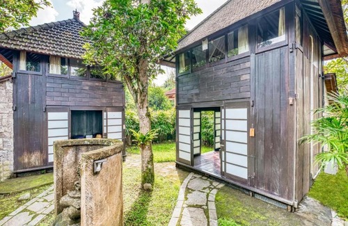 Ubud City-Centre Hotel | Bungalow and Cottages at Ubud Sari