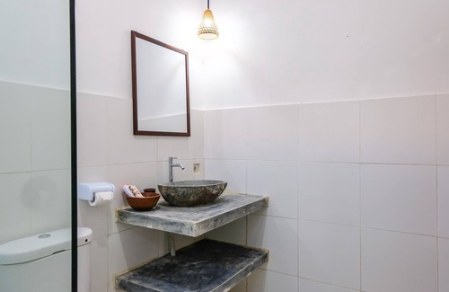 Kuta Hotel | Bungalow And Restaurant Anda