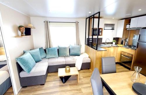 Saint-Julien-en-Born House | Bungalow charmant, Saint-Julien-en-Born, Piscine partagée