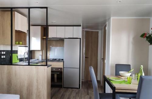 Saint-Julien-en-Born House | Bungalow charmant, Saint-Julien-en-Born, Piscine partagée