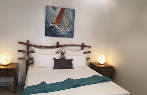 Saint-Francois House | Bungalow for 2 people with jacuzzi Majesty Palm