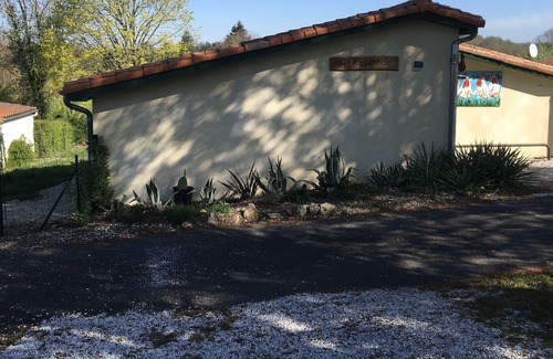 Busserolles House | Bungalow