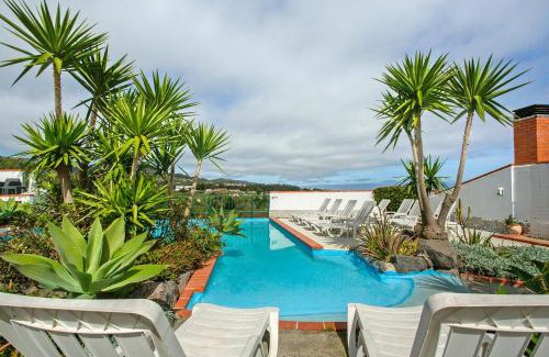 Canico Resort | Bungalow House Inmountain