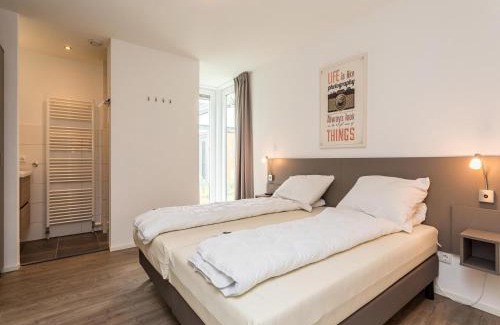 Roggel Villa | Bungalow in Limburg with Private Playground