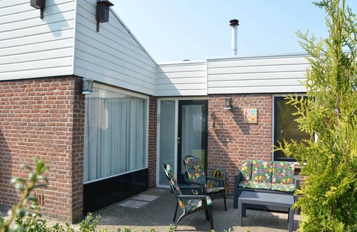 Municipality of Noordwijk House | Bungalow in Noordwijk near Lake & Beach