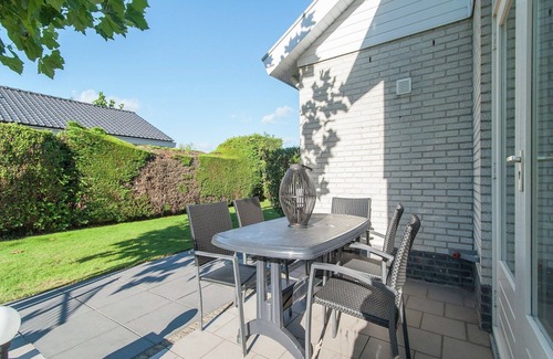 Municipality of Noordwijk House | Bungalow in South Holland near the Beach