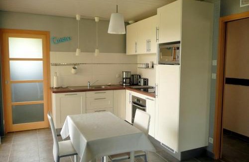 Telgruc-sur-Mer House | Bungalow in Telgrus sur mer near Sandy Beach