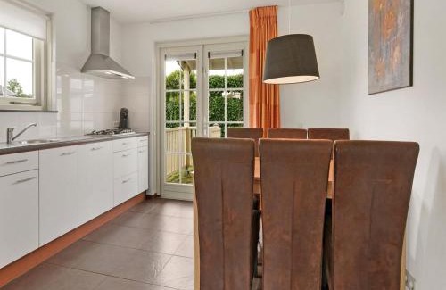 Municipality of Nissewaard House | Bungalow in Zuytland Buiten by the Water