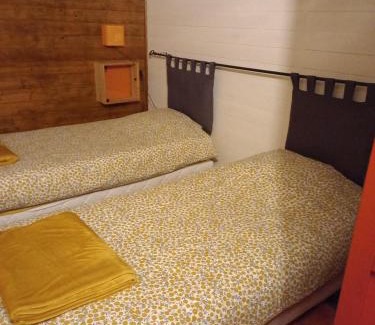 Oissel Ski Chalet | Bungalow la Bohémienne