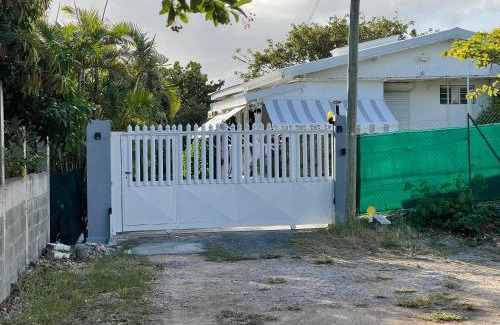 Saint-Francois House | Bungalow les hibiscus
