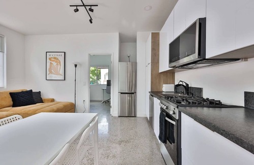 Normal Heights House | Bungalow near zoo & beach w./AC |EV| private yard
