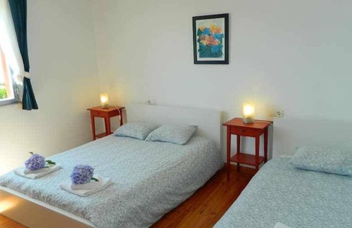 Larino RV Rental | Bungalow nr. 4 at the beach for 5 persons