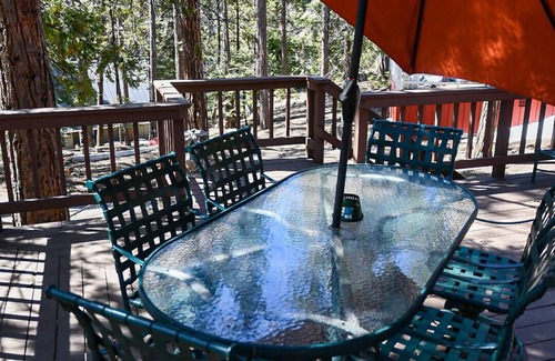 West Village Cabin | Bungalow on Buckeye - Pet Friendly in West Village