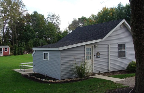 Coldwater Cottage | Bungalow - On Pointe Lakefront Resort