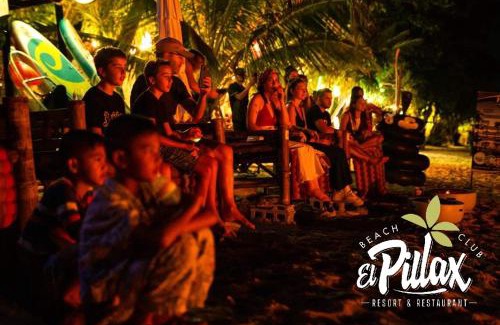 Koh Lan Ski Chalet | Bungalow - Sleeps 2 - Terrace - Beach Close
