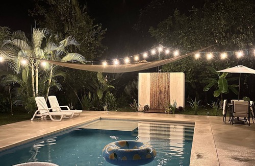 Palma House | Bungalow style house, 5 min from the beach and close to Corcovado National Park.