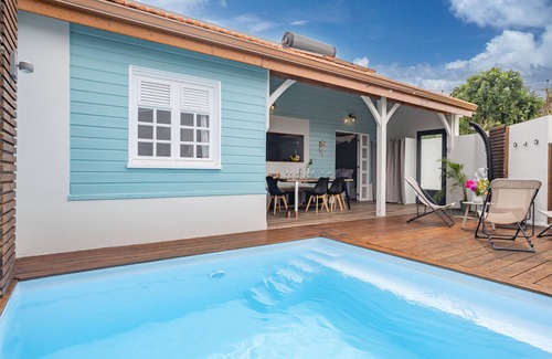 Trois-Rivieres House | Bungalow Ti Coco 4 Chambres et Piscine à Trois Rivières